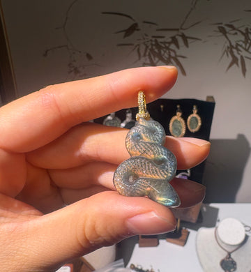 Labradorite Pendant