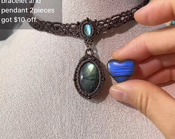macramé  chocker